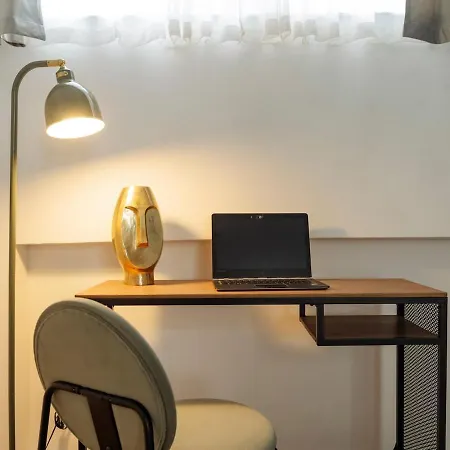 Apartment 16 - Private Terrace & Parking Bucharest