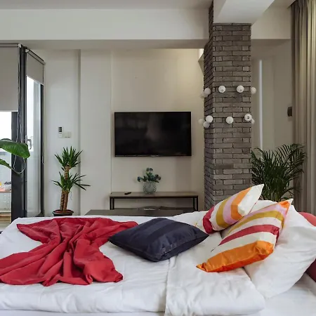 16 - Private Terrace & Parking *