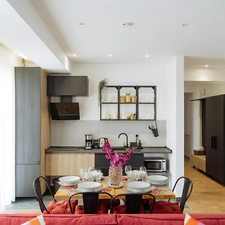 16 - Private Terrace & Parking *