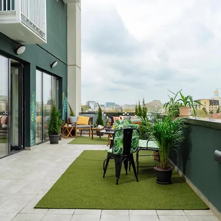 16 - Private Terrace & Parking *