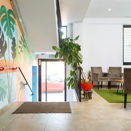 Apartment 16 - Private Terrace & Parking