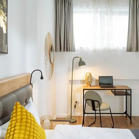 16 - Private Terrace & Parking Apartment Bucharest