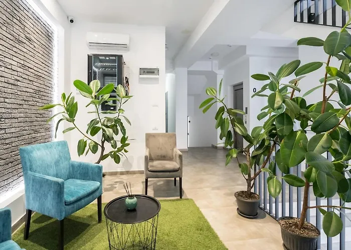 Apartman 16 - Private Terrace & Parking Bukarest