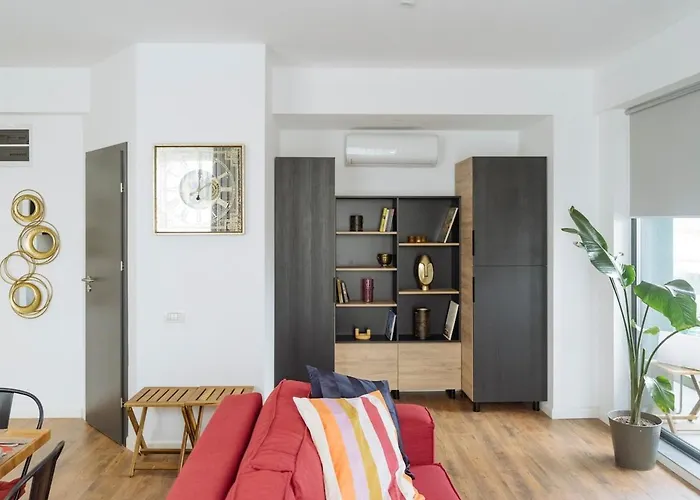 16 - Private Terrace & Parking