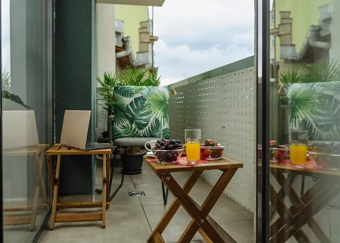 公寓 16 - Private Terrace & Parking *