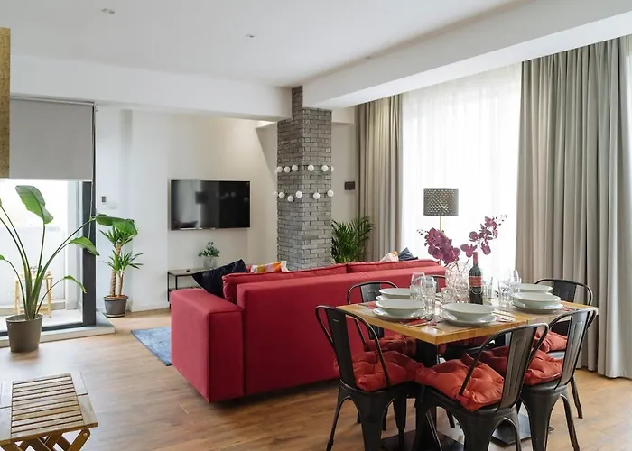 16 - Private Terrace & Parking Appartamento