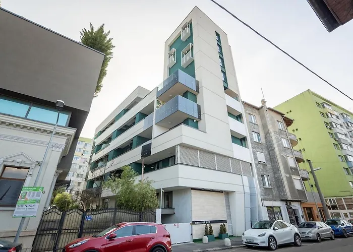 Apartman 16 - Private Terrace & Parking