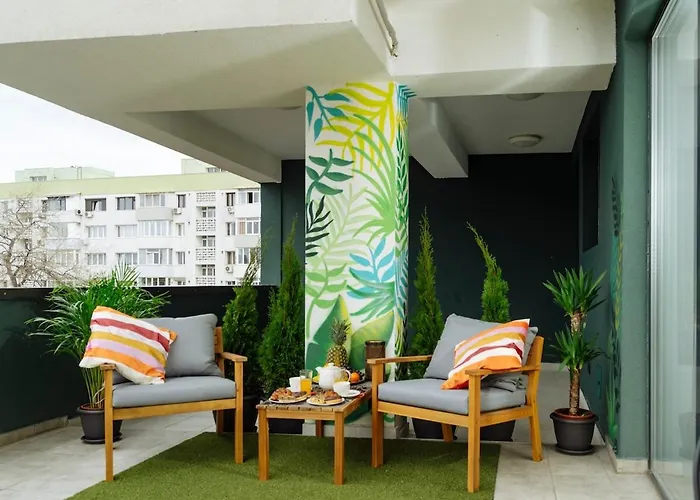 16 - Private Terrace & Parking