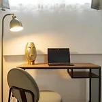 아파트 16 - Private Terrace & Parking 부쿠레슈티
