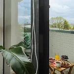아파트 16 - Private Terrace & Parking *