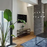 아파트 16 - Private Terrace & Parking