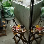 아파트 16 - Private Terrace & Parking 부쿠레슈티