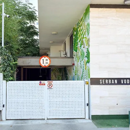 16 - Private Terrace & Parking