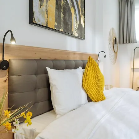 16 - Private Terrace & Parking