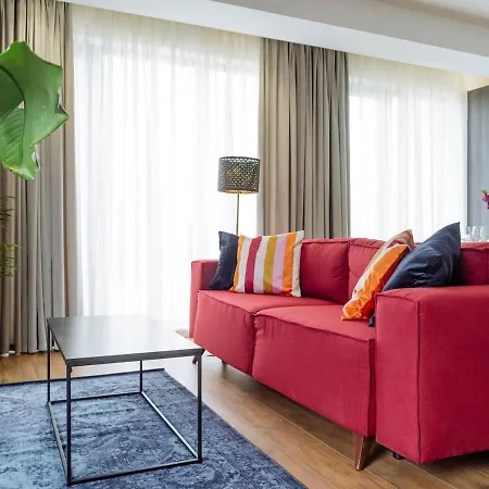 Appartement 16 - Private Terrace & Parking *