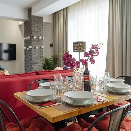 16 - Private Terrace & Parking Appartement