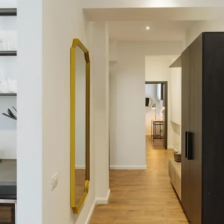 16 - Private Terrace & Parking